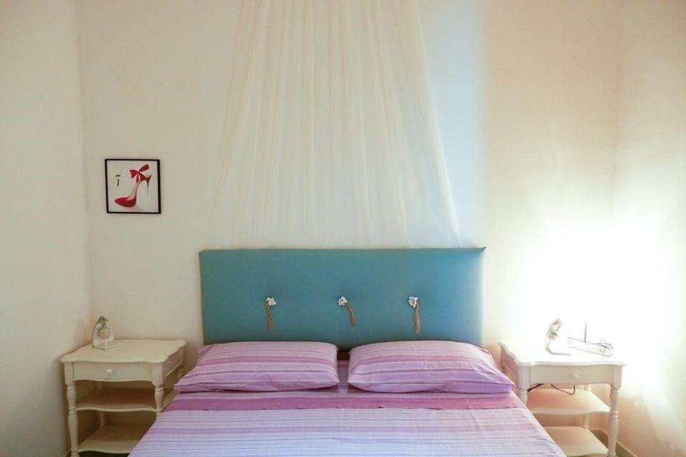 イスキア島La Casa Di Antoniaアパートメント エクステリア 写真