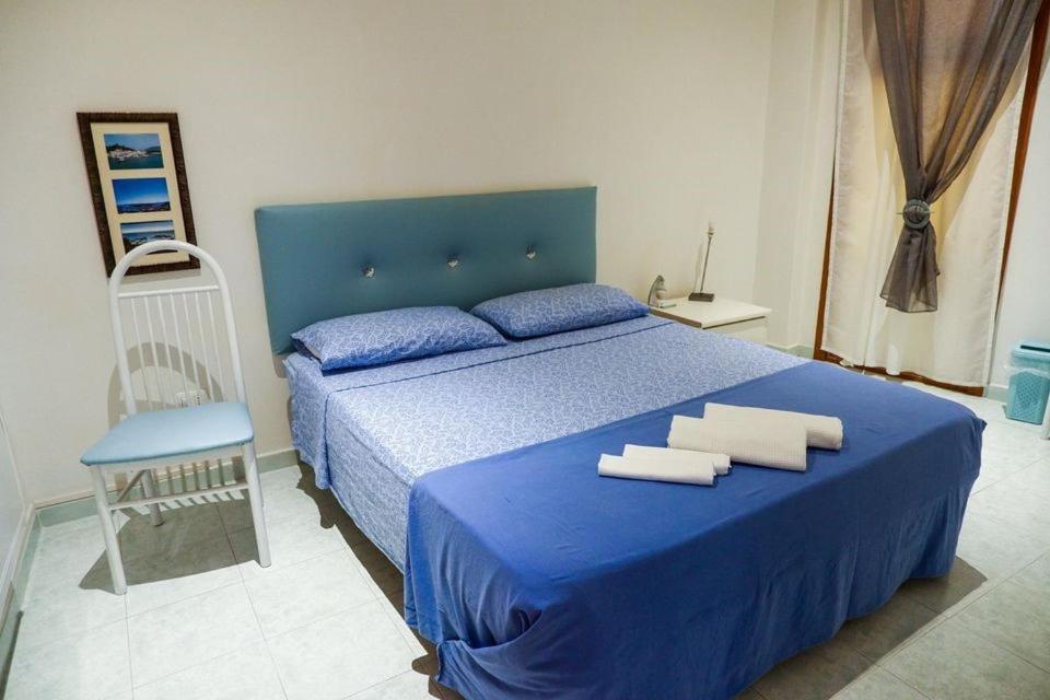 イスキア島La Casa Di Antoniaアパートメント エクステリア 写真